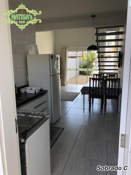 Vila Sobrados Aconchegante Com Piscina "Natisashouse" Bombinhas Exteriér fotografie